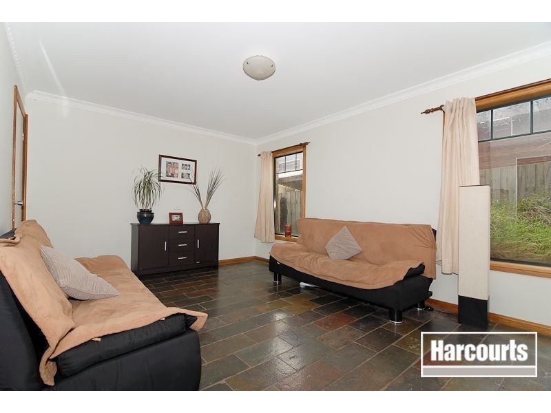 8 London Crescent, Narre Warren VIC 3805