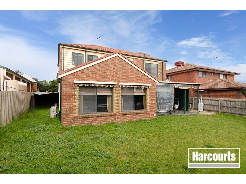 8 London Crescent, Narre Warren VIC 3805