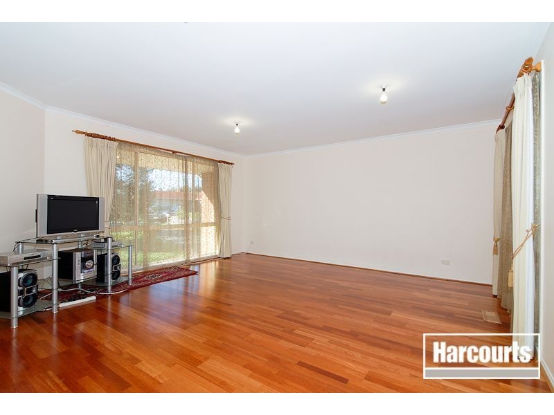 36 Tomasetti Crescent, Narre Warren VIC 3805