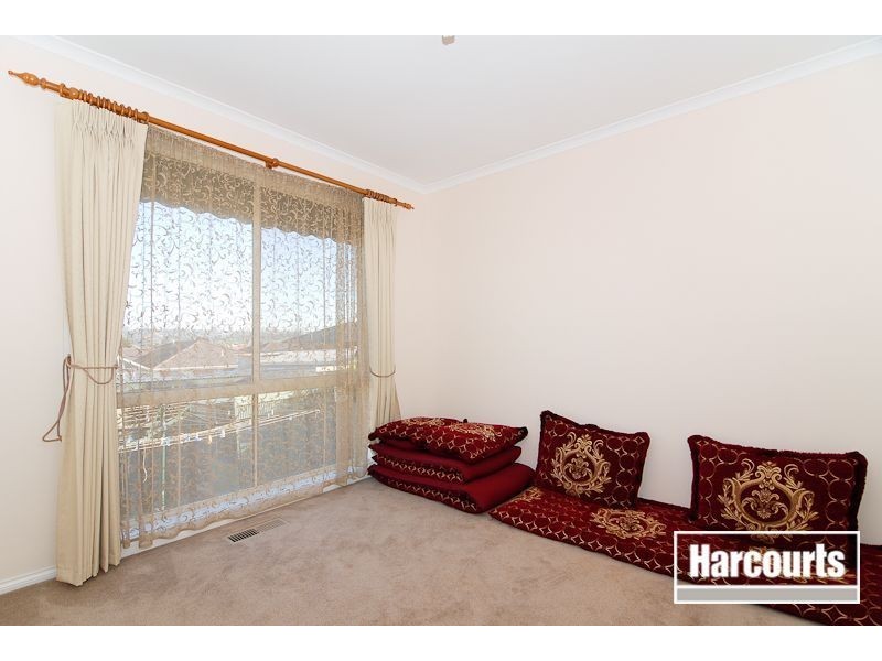 36 Tomasetti Crescent, Narre Warren VIC 3805