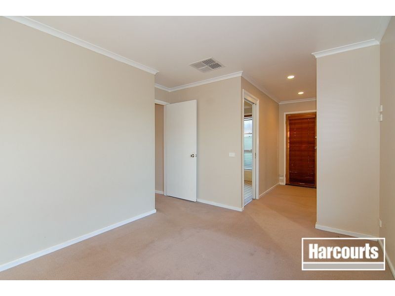 18 Hanley Street, Narre Warren VIC 3805
