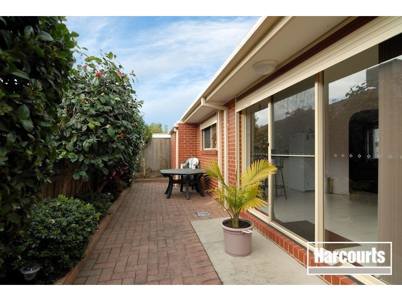 2/20 Godwin Avenue, Narre Warren VIC 3805