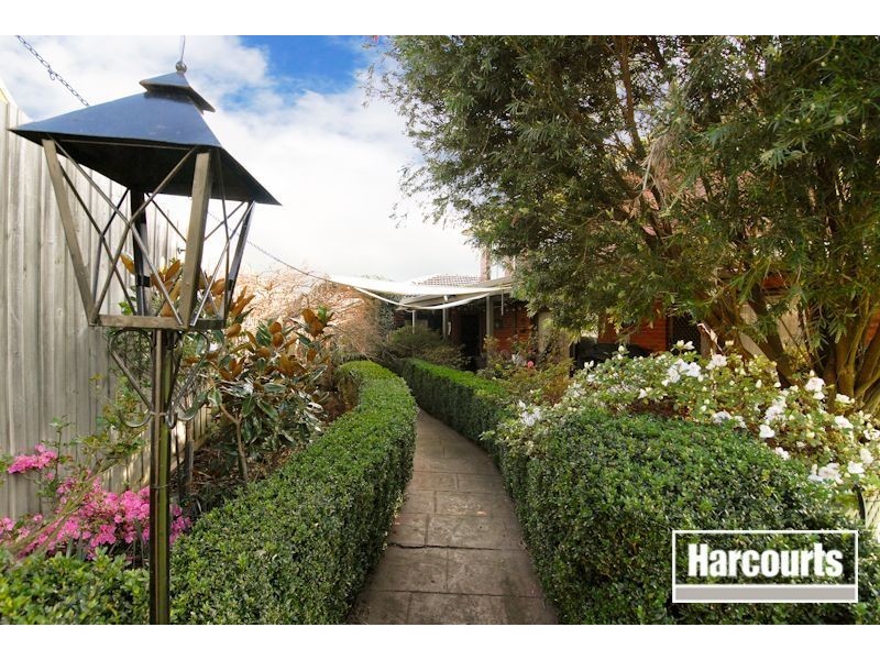 9 Thanos Court, Hallam VIC 3803