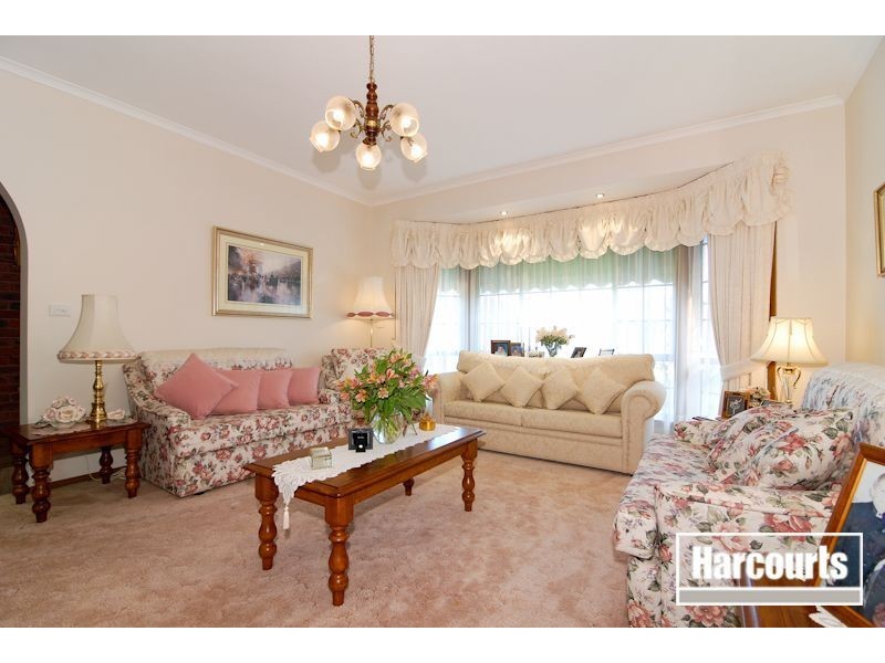 9 Thanos Court, Hallam VIC 3803