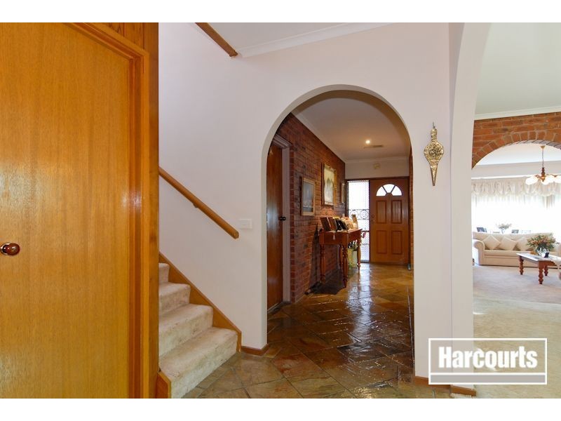 9 Thanos Court, Hallam VIC 3803