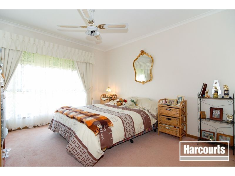 9 Thanos Court, Hallam VIC 3803