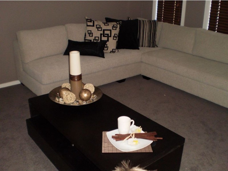 4 Black Caeser Drive, Cranbourne East VIC 3977