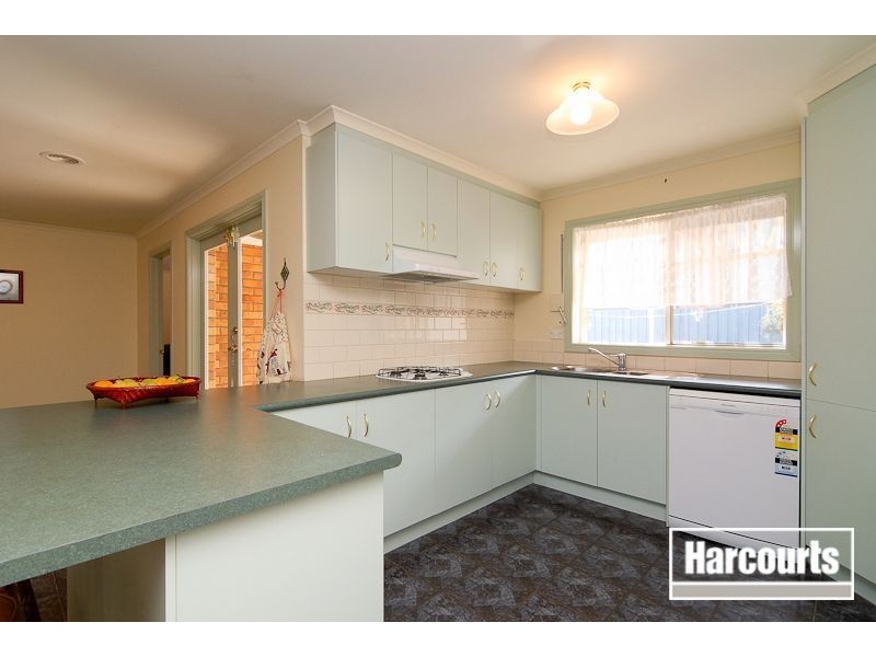 54 Galloway Drive, Narre Warren South VIC 3805