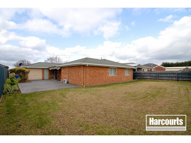 54 Galloway Drive, Narre Warren South VIC 3805