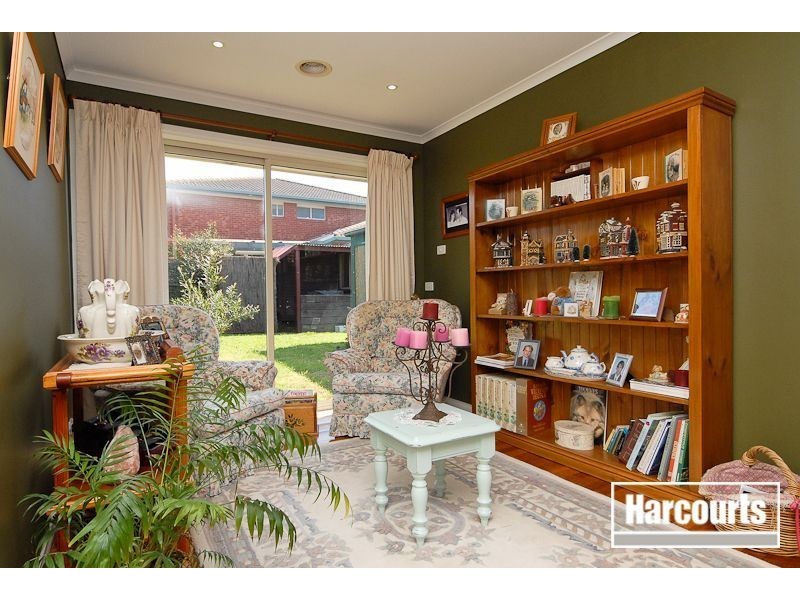 10 Galloway Drive, Narre Warren South VIC 3805