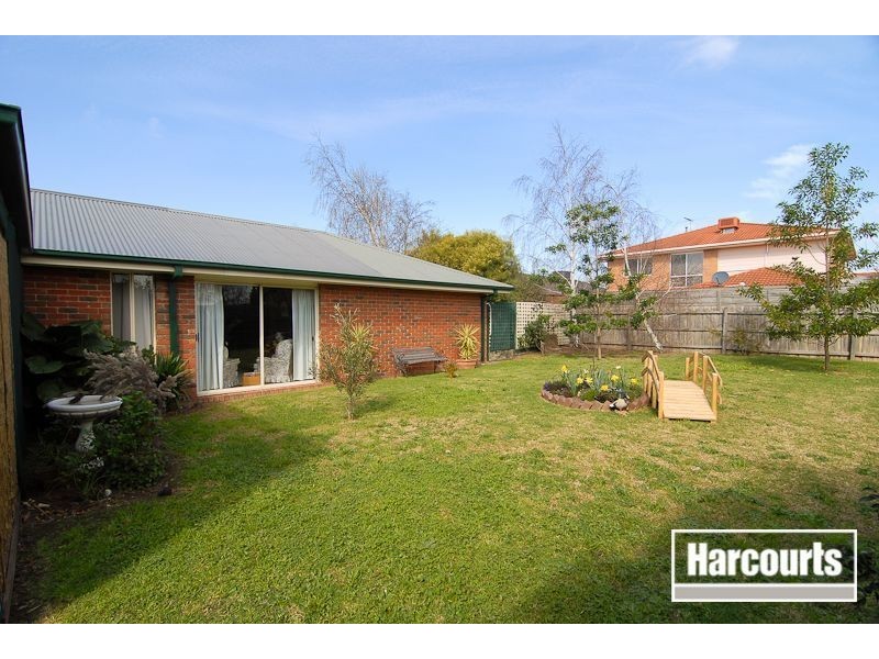 10 Galloway Drive, Narre Warren South VIC 3805