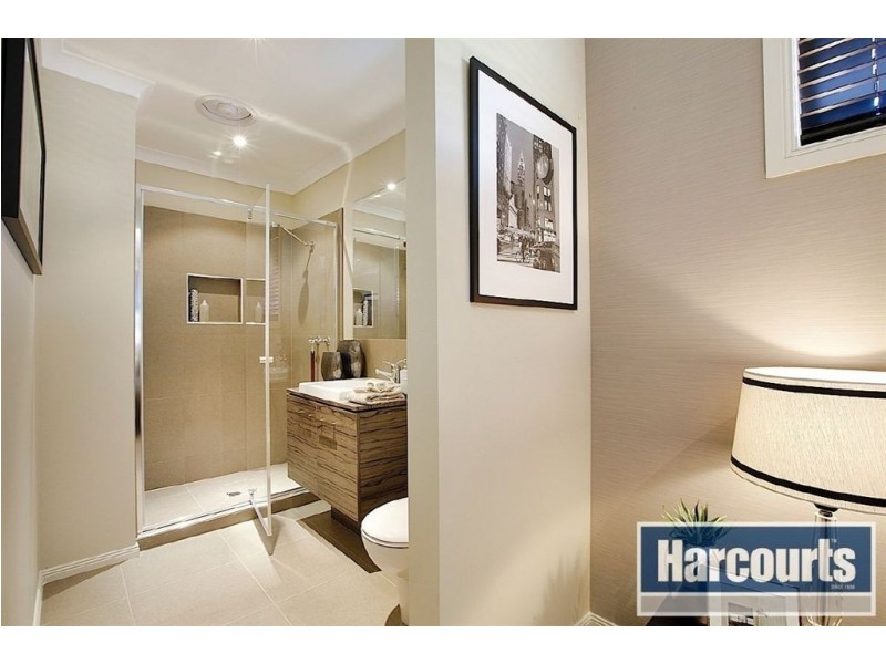 2 Nature Circuit, Cranbourne North VIC 3977