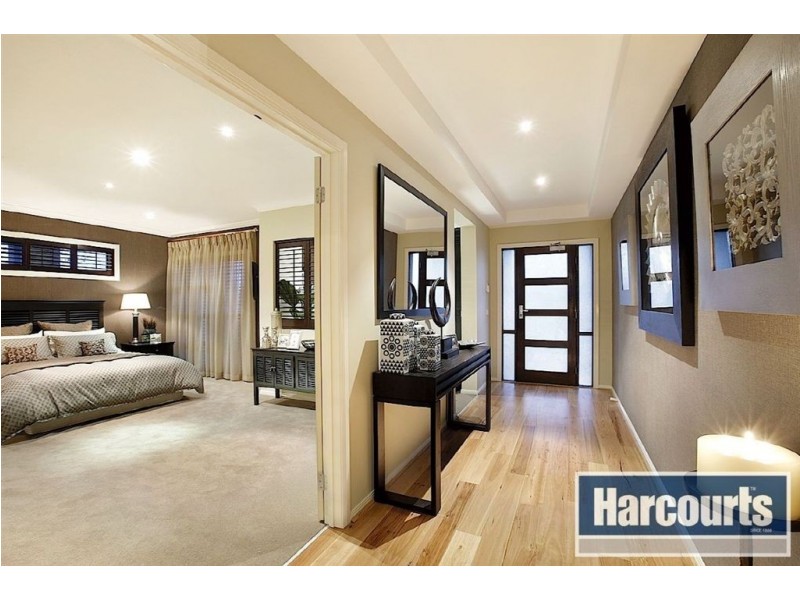 2 Nature Circuit, Cranbourne North VIC 3977