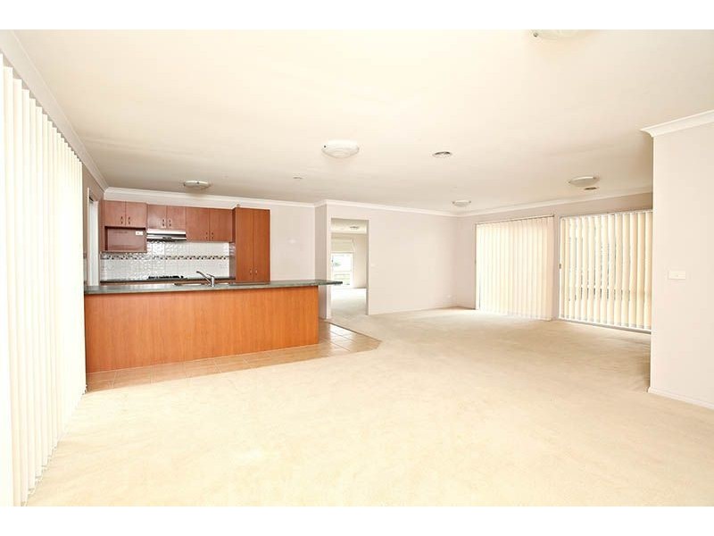 168 The Promenade, Narre Warren South VIC 3805