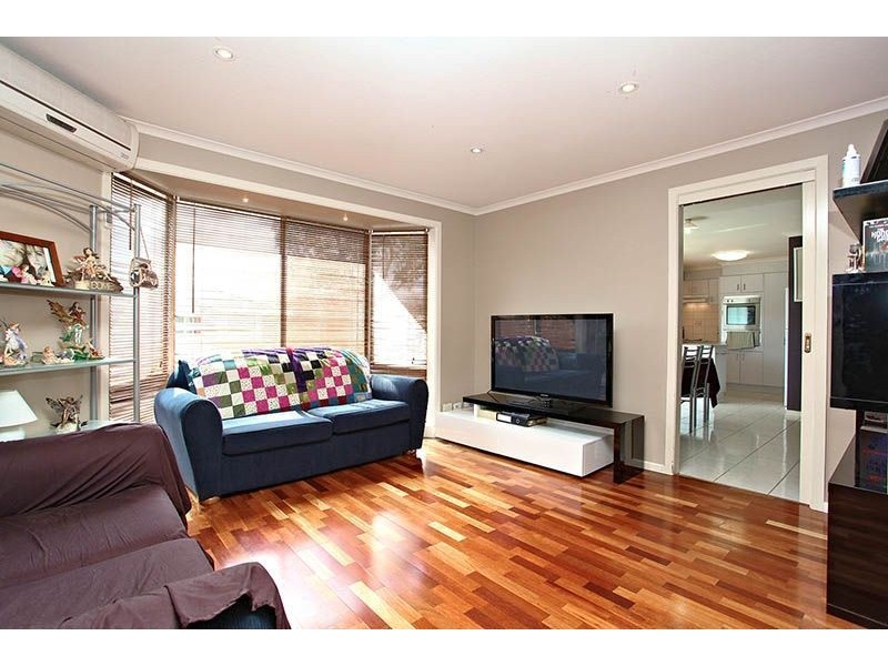 1/2 Filomena Court, Cranbourne North VIC 3977