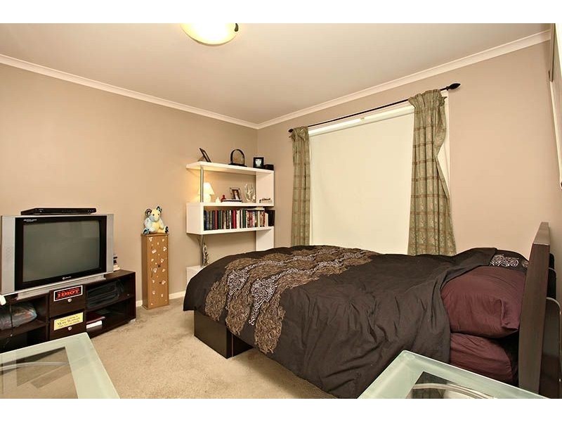 1/2 Filomena Court, Cranbourne North VIC 3977