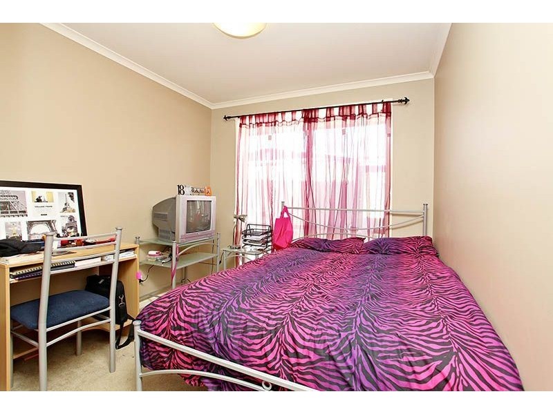 1/2 Filomena Court, Cranbourne North VIC 3977