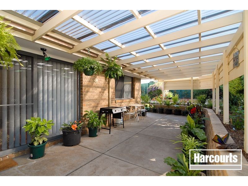 33 Ellenvale Drive, Narre Warren VIC 3805