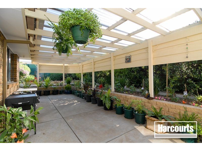 33 Ellenvale Drive, Narre Warren VIC 3805