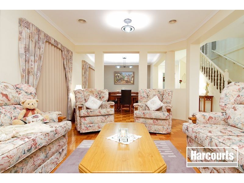 3 Wheatsheaf Court, Narre Warren North VIC 3804