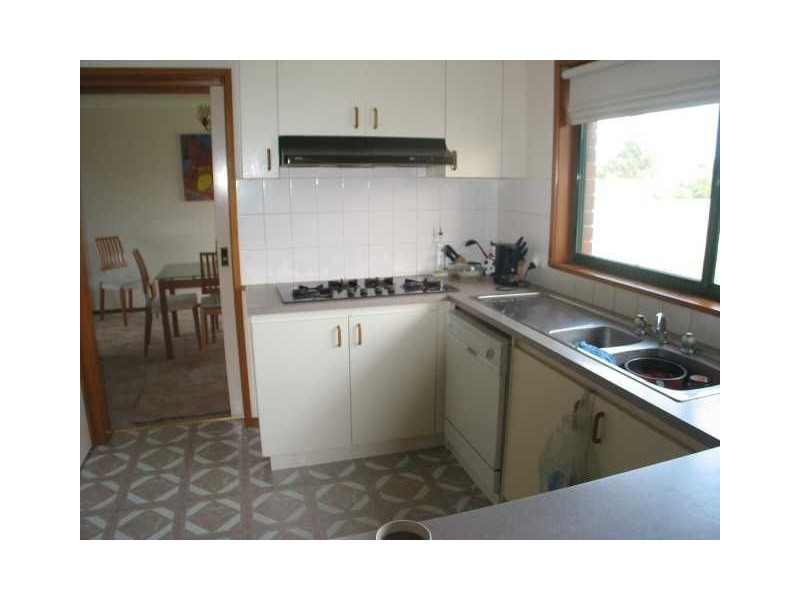 136 Hinrichsen Drive, Hallam VIC 3803