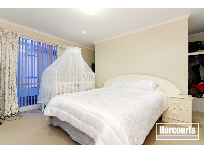 49 Tomasetti Crescent, Narre Warren VIC 3805