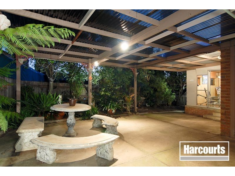 16 Springfield Drive, Narre Warren VIC 3805