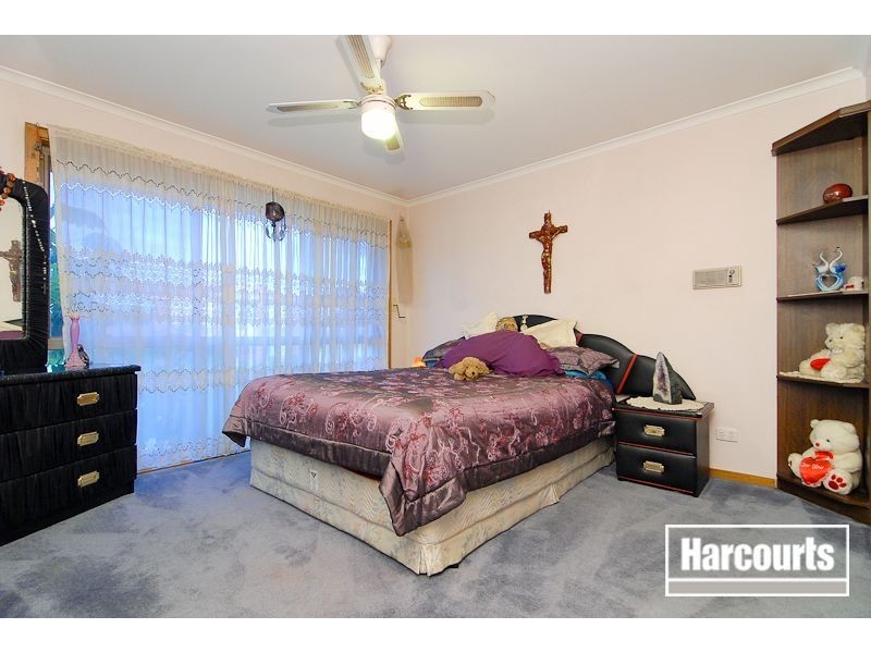 16 Springfield Drive, Narre Warren VIC 3805