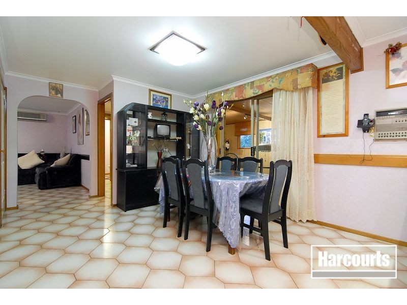 16 Springfield Drive, Narre Warren VIC 3805