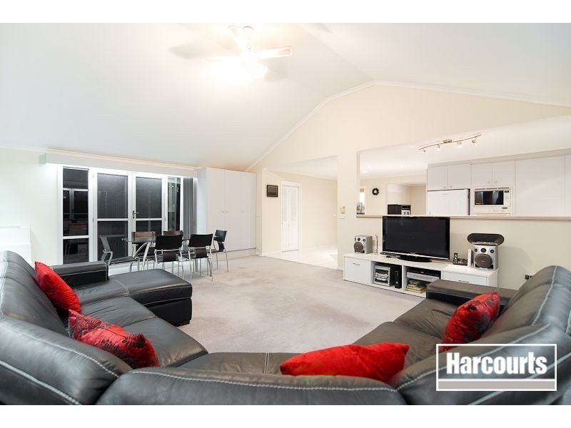 2 Dianella Court, Narre Warren VIC 3805