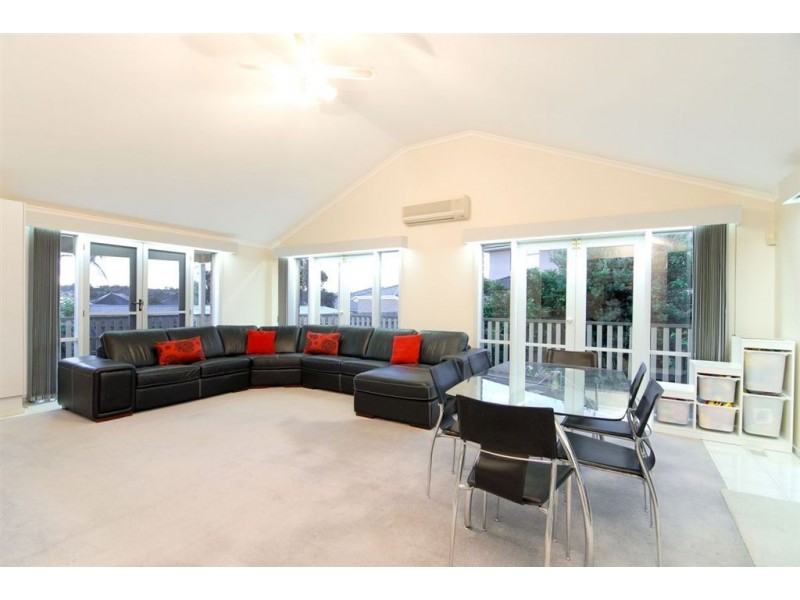 2 Dianella Court, Narre Warren VIC 3805