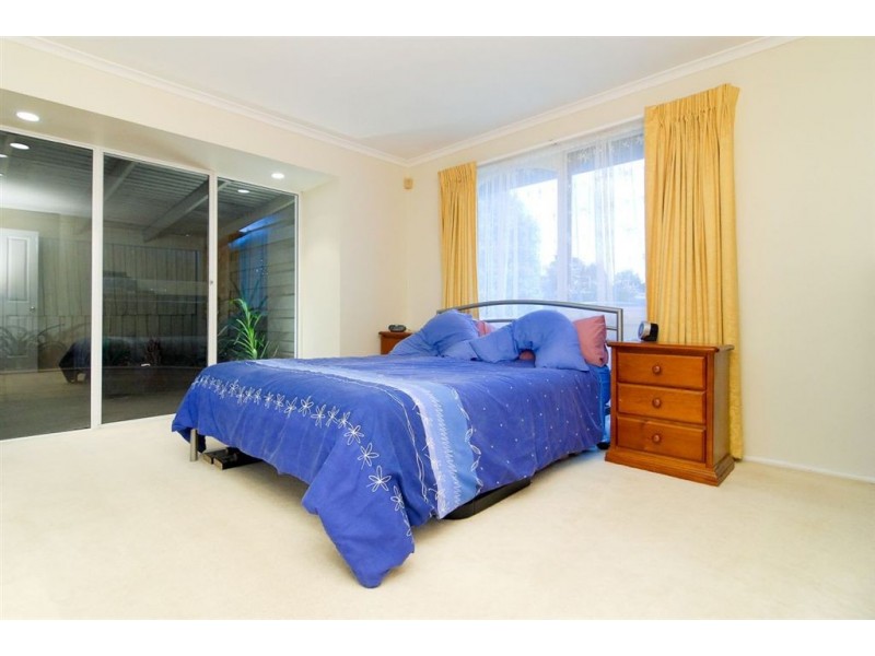 2 Dianella Court, Narre Warren VIC 3805