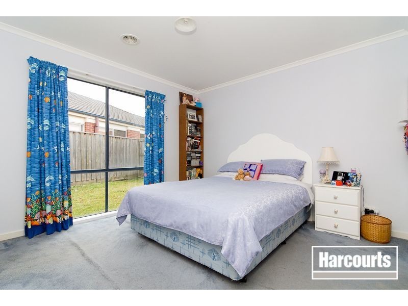 2 Royal Court, Narre Warren South VIC 3805