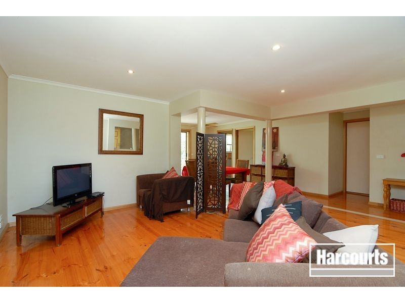 33 Maramba Drive, Narre Warren VIC 3805