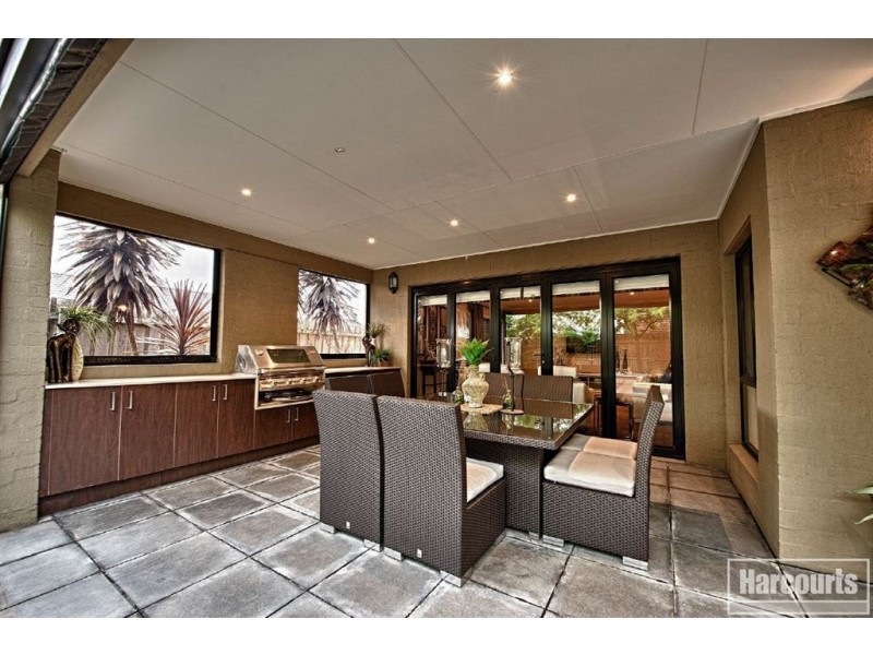 29 Golden Grove Drive, Narre Warren South VIC 3805