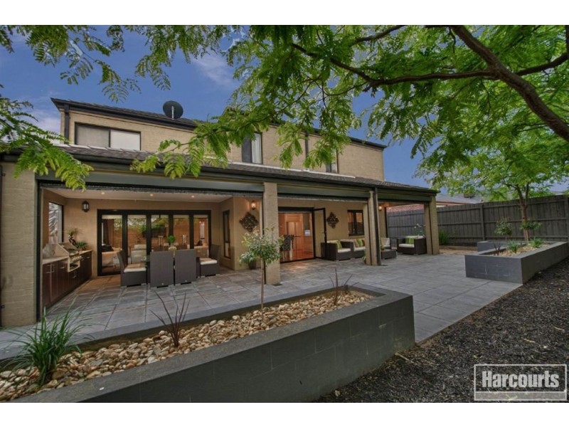 29 Golden Grove Drive, Narre Warren South VIC 3805