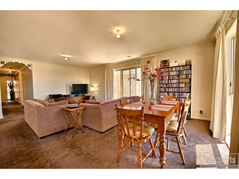 41 Banfield Place, Lyndhurst VIC 3975