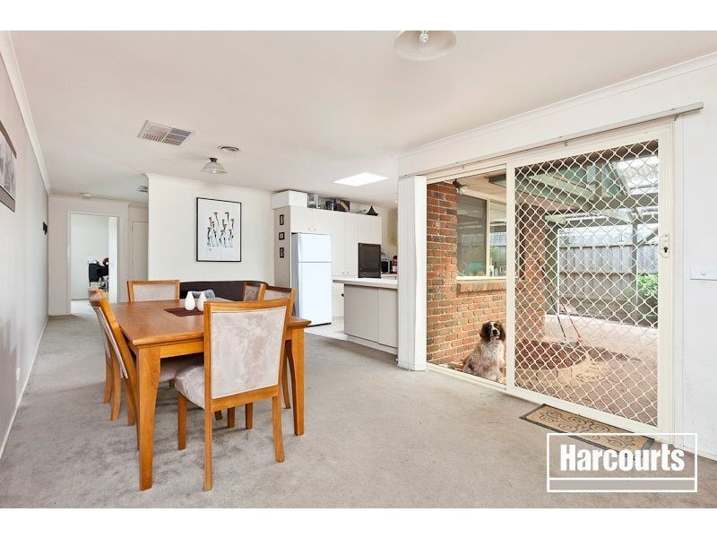 2 Carly Close, Narre Warren South VIC 3805