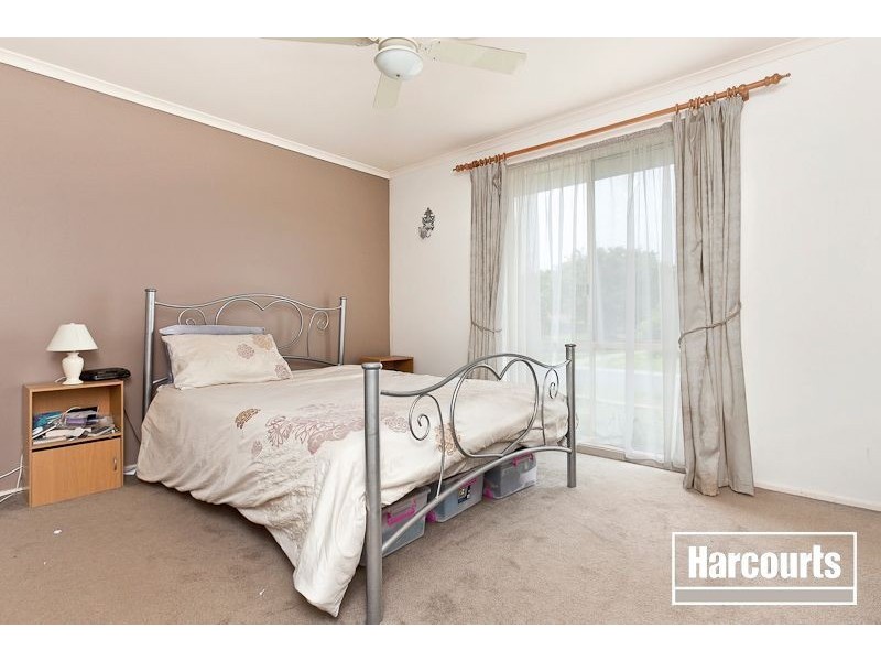 2 Carly Close, Narre Warren South VIC 3805