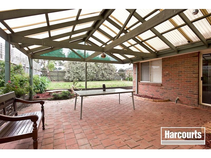 2 Carly Close, Narre Warren South VIC 3805