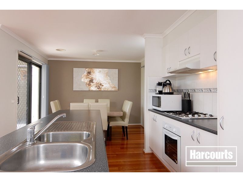 6 Norma Close, Narre Warren South VIC 3805