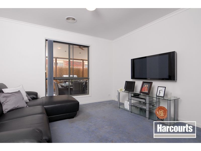 6 Norma Close, Narre Warren South VIC 3805