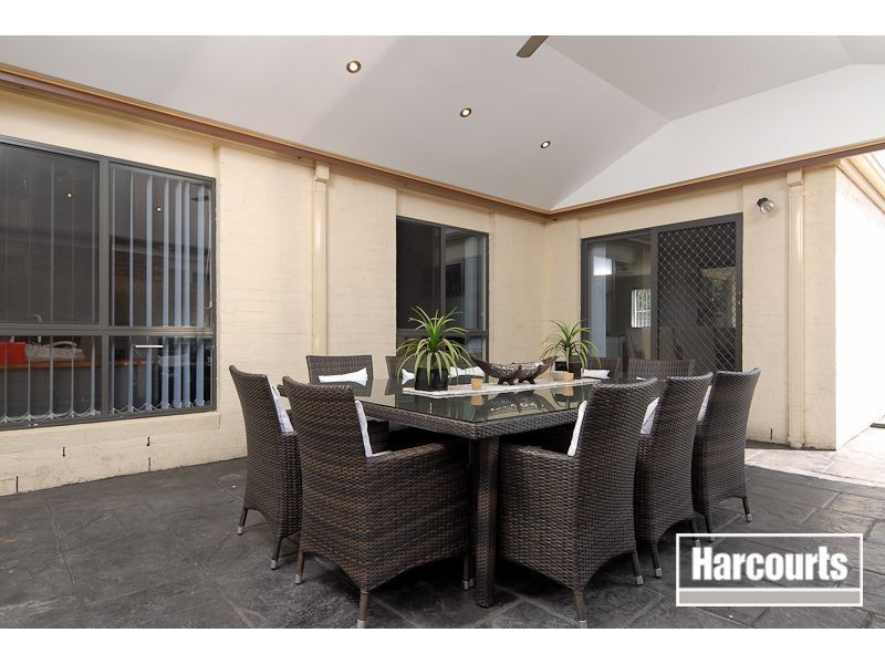 6 Norma Close, Narre Warren South VIC 3805