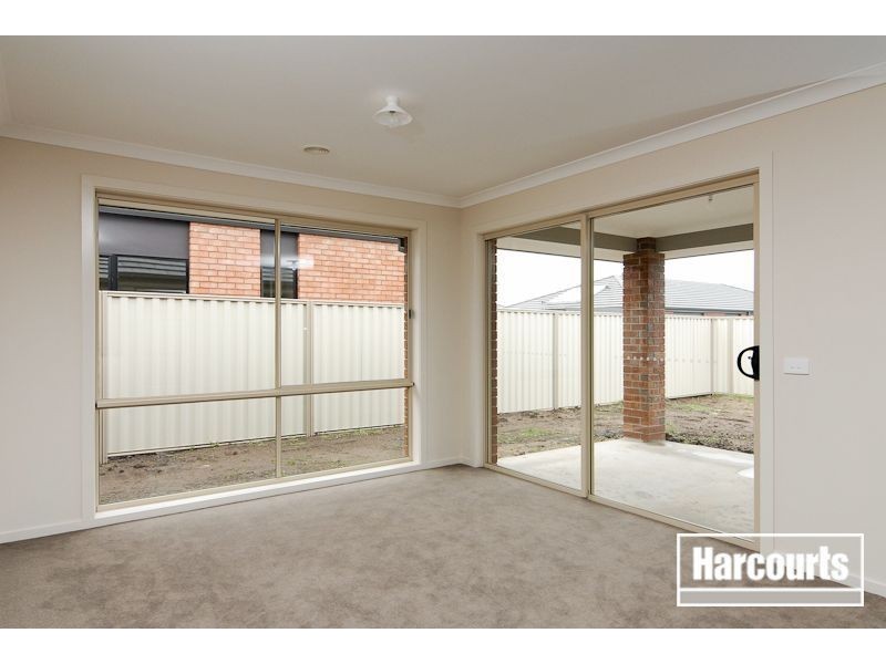 49 Victory Drive, Pakenham VIC 3810