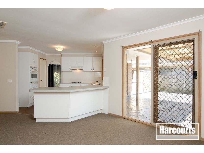 10 Penhurst Street, Narre Warren VIC 3805