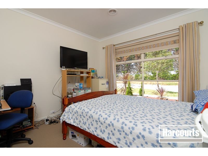 68 Alisma Boulevard, Cranbourne North VIC 3977