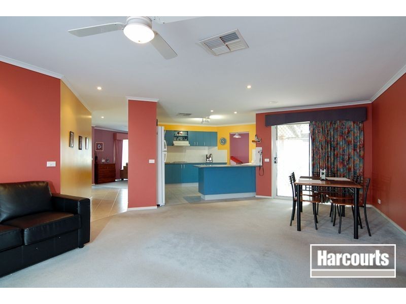 12 Marella Place, Narre Warren South VIC 3805