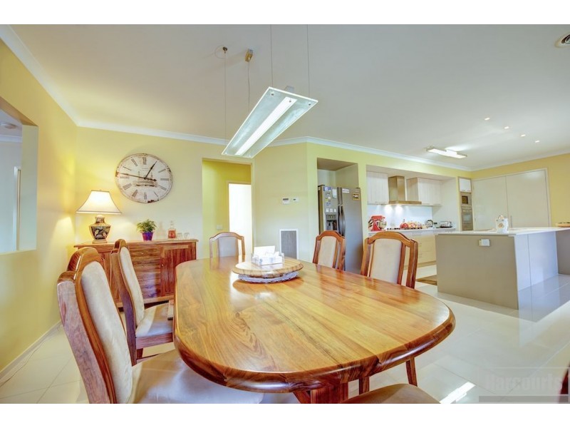 13 Kimberley Downs Court, Narre Warren South VIC 3805