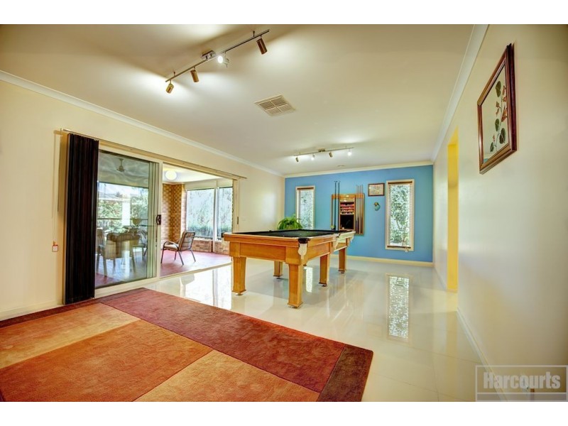 13 Kimberley Downs Court, Narre Warren South VIC 3805