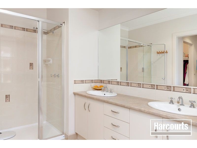 27 Beauford Avenue, Narre Warren South VIC 3805